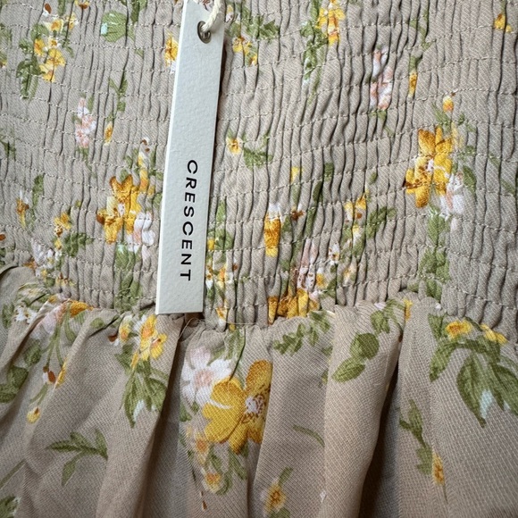 NWT Crescent Floral Tiered Dress in Beige and Yellow - Picture 7 of 7